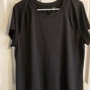 Champion shirt with sweat free material